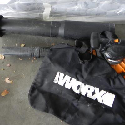 LOT  103  WORX LEAF BLOWER/VACUUM