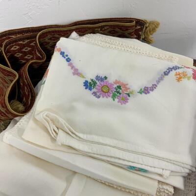 -219- Assortments of Table Cloths