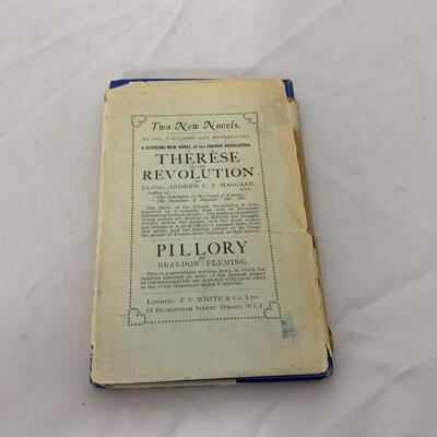 -220- BOOKS | Gilbert and Sullivan