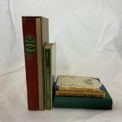 -220- BOOKS | Gilbert and Sullivan