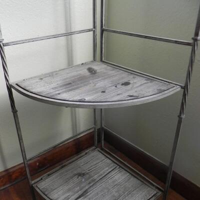 LOT 71   CORNER FOLDING SHELVING