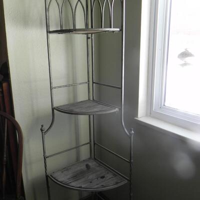 LOT 71   CORNER FOLDING SHELVING