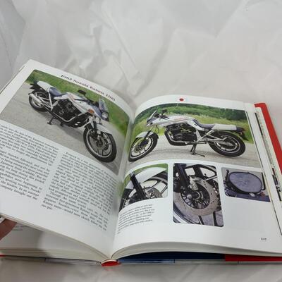 -223- BOOKS | Motorcycle Chronicle | Coffee Table Sized