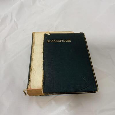 -125- BOOKS | Poetry | Leaves of Grass | Chaucer | Shakespeare