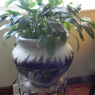 LOT 77 PLANT AND METAL PLANT STAND