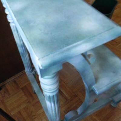 LOT 76  WOODEN STEP STAND