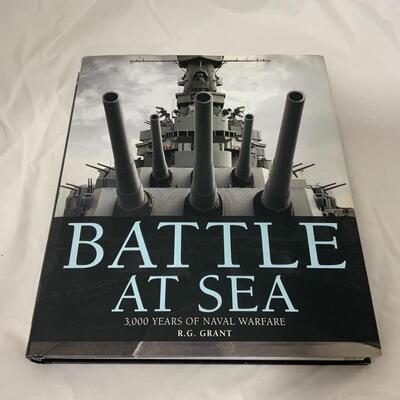 -229- BOOKS | Battle at Sea | Commanders | Coffee Table Size