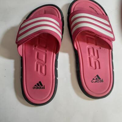Adidas Womens flip flops