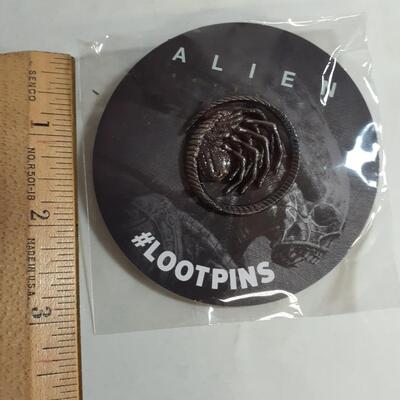 Lootcrate Alien Lootpin