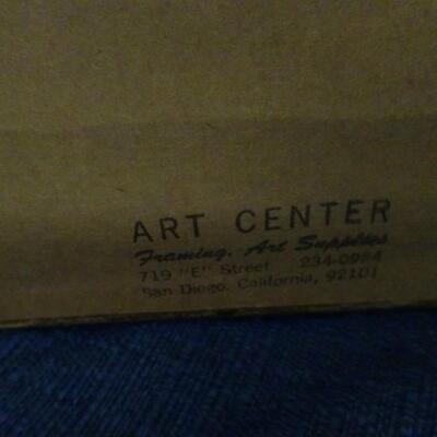 LOT 611. HOME DECOR ART