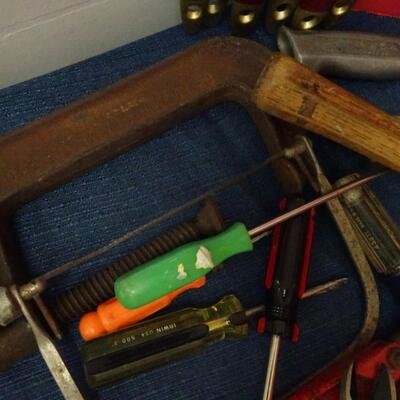 LOT 615. COLLECTION OF HAND TOOLS