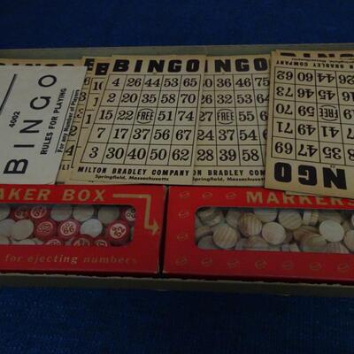 LOT 614 VINTAGE GAMES AND MODERN UNUSED PUZZLE
