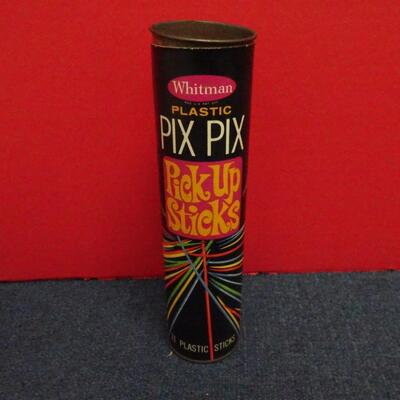 LOT 614 VINTAGE GAMES AND MODERN UNUSED PUZZLE