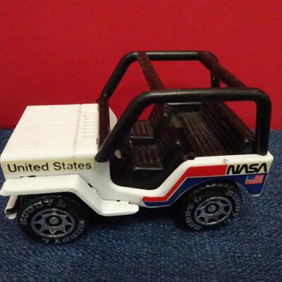 LOT 620. NASA RELATED TOYS