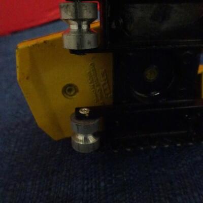 LOT 627. CONSTRUCTION TOY CARS