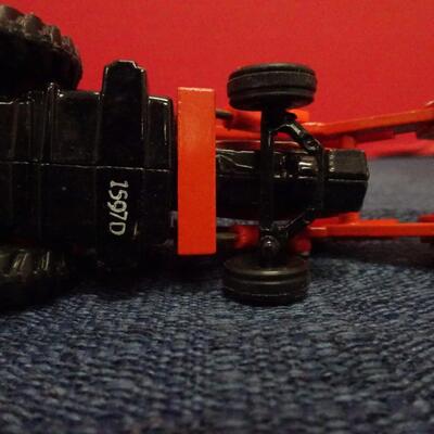 LOT 627. CONSTRUCTION TOY CARS