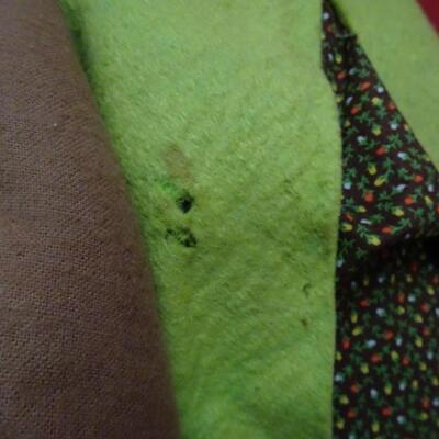 LOT 623. LARGE ANNA LEE FIGURINES