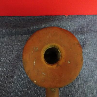 LOT 569    ANTIQUE THUNDER MUG  (SIGNAL CANNON)