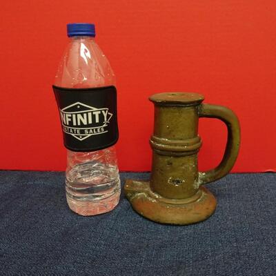LOT 569    ANTIQUE THUNDER MUG  (SIGNAL CANNON)