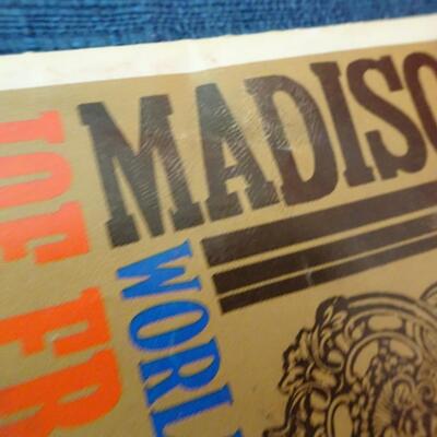 LOT 573.   VINTAGE ALI VS. FRAZIER FIGHT OF CHAMPIONS PROGRAM