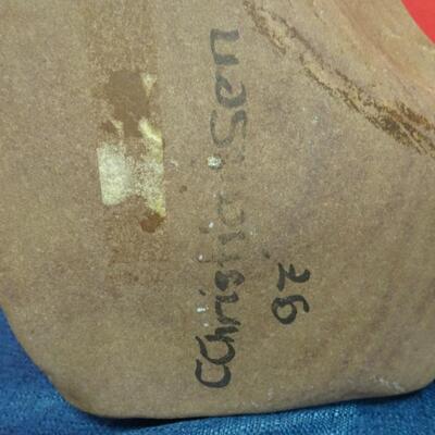 LOT 575. DECORATIVE STONE