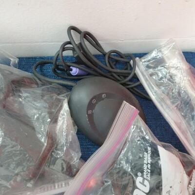 LOT 577. COLLECTION OF CABLES, ETC