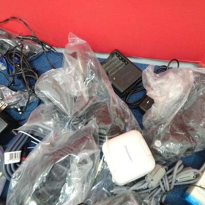 LOT 577. COLLECTION OF CABLES, ETC