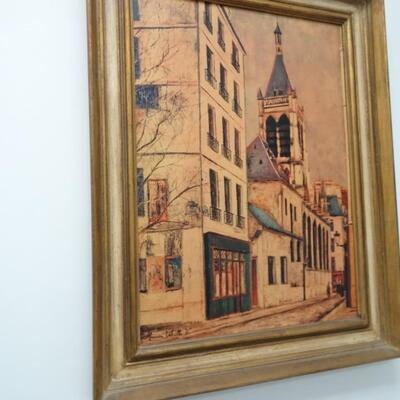 LOT 584. HOME DECOR ART