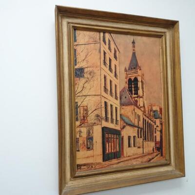 LOT 584. HOME DECOR ART