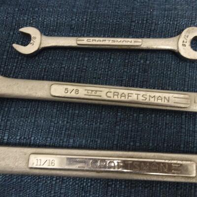 LOT 586. CRAFTSMAN TOOLS
