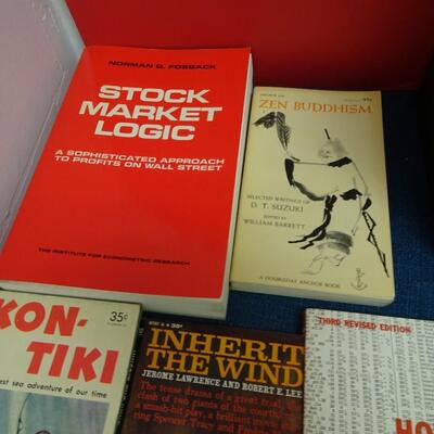 LOT 591. COLLECTION OF BOOKS