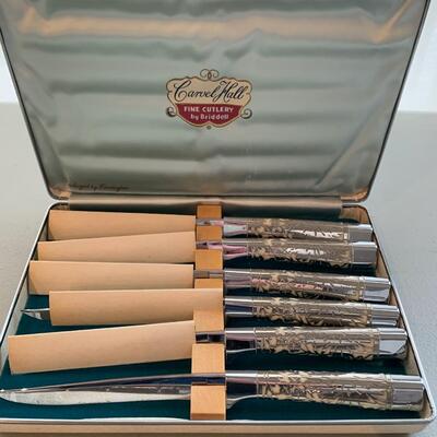 Boxed Set of Carvel Hall Knives
