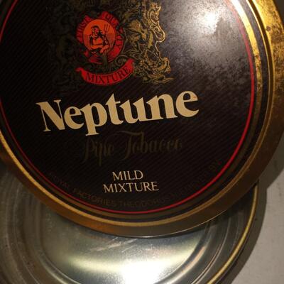 Vintage Neptune pipe tabacco metal tim