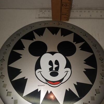 Vintage WALT DISNEY WORLD MICKEY MOUSE Round Tin