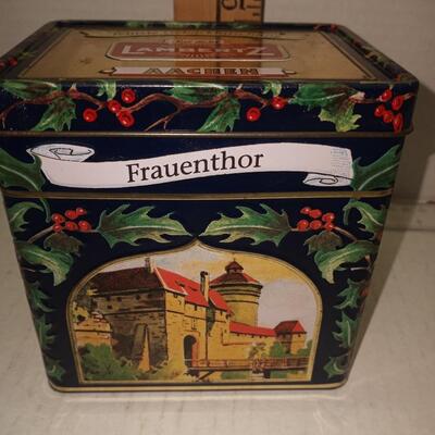 Vintage Christmas Lambertz Frauenthor German Musical Cookie Tin Boxâ€Silent Night