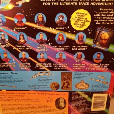 1993 Lt. Worf Action Figure NIP Unpunched Star Trek Next Generation Playmates