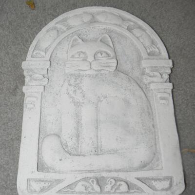 LOT 125 CAT CARE
