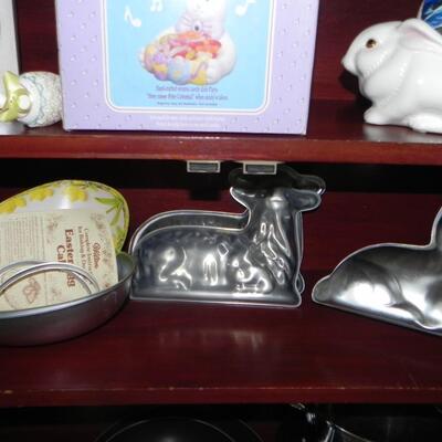 LOT 126 EASTER ITEMS