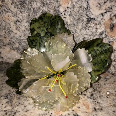 Hand carved jade bonsai tree flowers