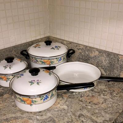 Mikasa Garden Harvest 4 piece pot and pan set with lids.