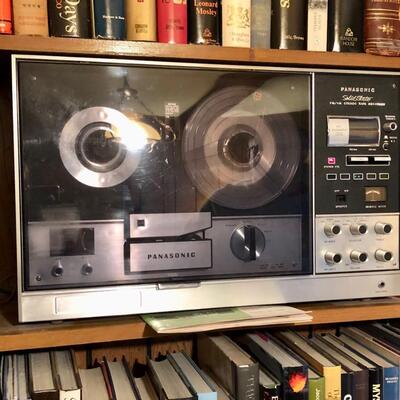 Vintage Panasonic Am & FM Reel to reel Stereo system with speakers