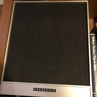 Vintage Panasonic Am & FM Reel to reel Stereo system with speakers
