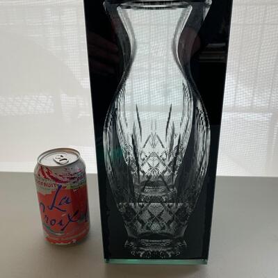 A Very Cool Glass Infinity Vase