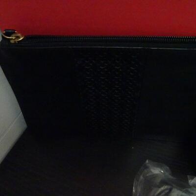 LOT 639. ANKLE WEIGHTS NEW IN PACKAGE, VINTAGE STORAGE BOX WITH KEY, MISC.