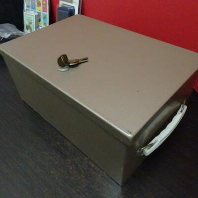 LOT 639. ANKLE WEIGHTS NEW IN PACKAGE, VINTAGE STORAGE BOX WITH KEY, MISC.