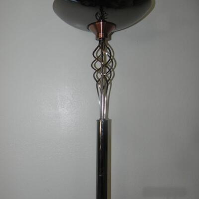 LOT 132 FLOOR LAMP AND FRAMED PRINT