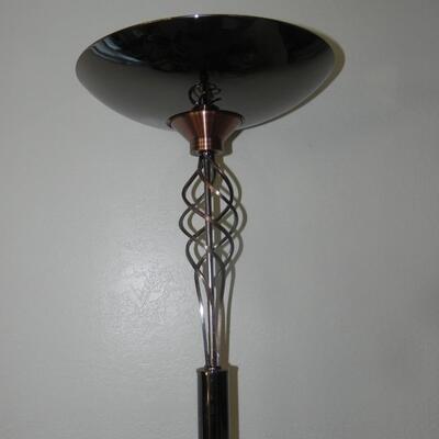 LOT 132 FLOOR LAMP AND FRAMED PRINT