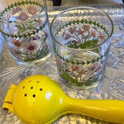 Lot 135 Round Tray with Herbs, Plastic Pitcher 2 Portmeirion Glasses Juicer  Aluminum Tray