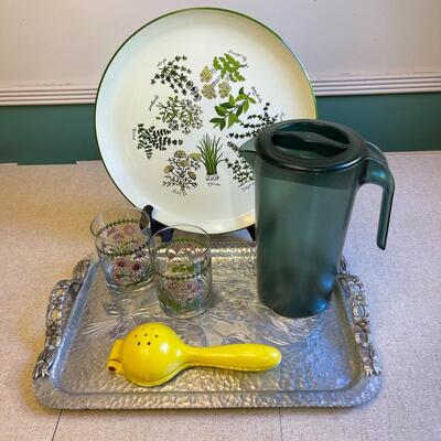 Lot 135 Round Tray with Herbs, Plastic Pitcher 2 Portmeirion Glasses Juicer  Aluminum Tray