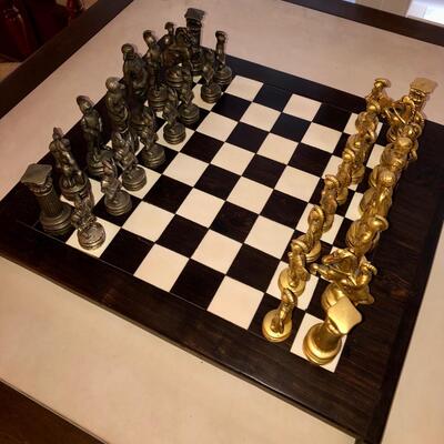 Roman spartan chess set